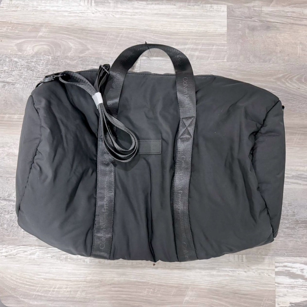 CK / Calvin Klein Puffed Men weekend duffle bag